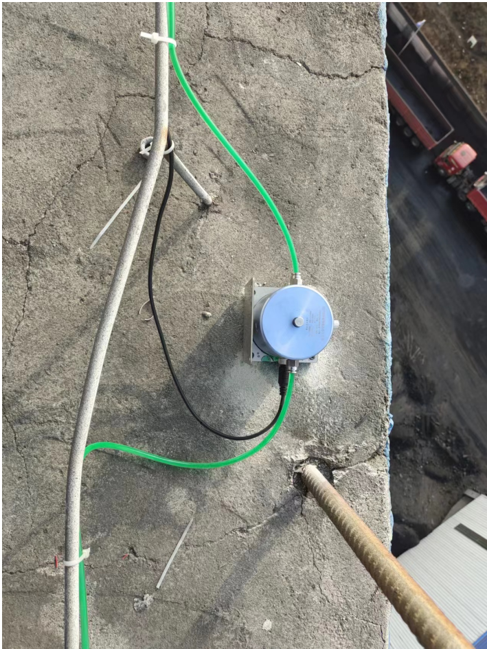 静力水准仪1.png 静力水准仪1.png